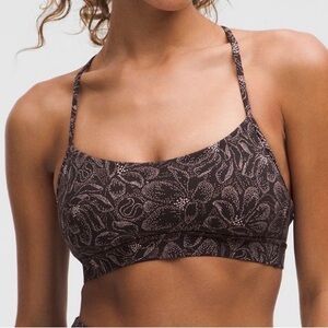 NEW with Tag 
Flow Y Bra Nulu
Lululemon Athletica Black and White Floral Bra